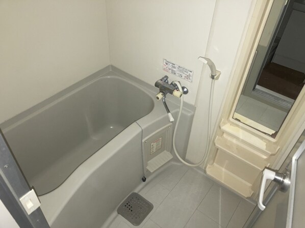 宮西パレス・壱号館の物件内観写真